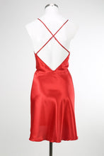 Load image into Gallery viewer, PIERRE CARDIN MARILYN MONROE STYLE DRESS - Red
